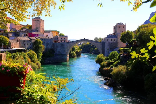 波斯尼亚历史名城莫斯塔尔美丽的风景 — 图库照片