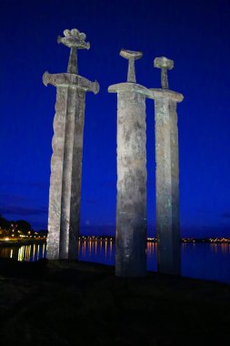 Sverd i fjell - Stavanger, Norveç 'te üç kılıç