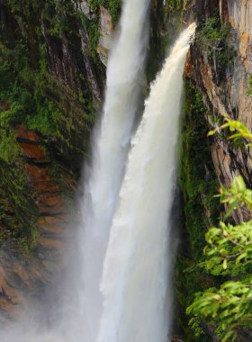 Sao Jorge 'deki Iconic şelalesi, Chapada dos Veadeiros, Brezilya