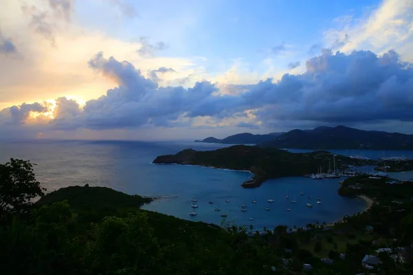 Grüne Berge Und Die Malerische Bucht Von Shirley Hights Antigua — Stockfoto