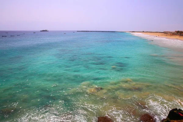 Bella Onda Turchese Maio Capo Verde — Foto Stock