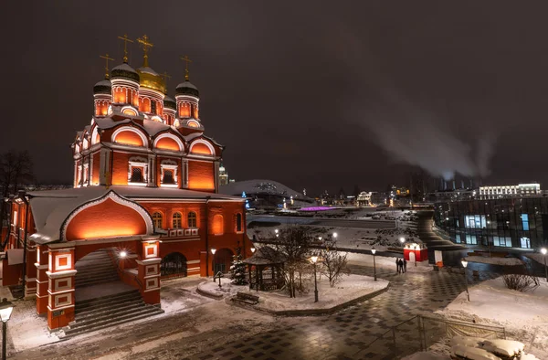 Russisch Orthodoxe Kirche Bei Nacht Winter — Stockfoto