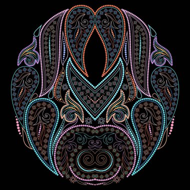 Yaka-süs etnik tasarımı.