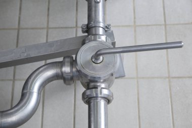 Modern süt bitki Closeup Metal Paslanmaz çelik borular