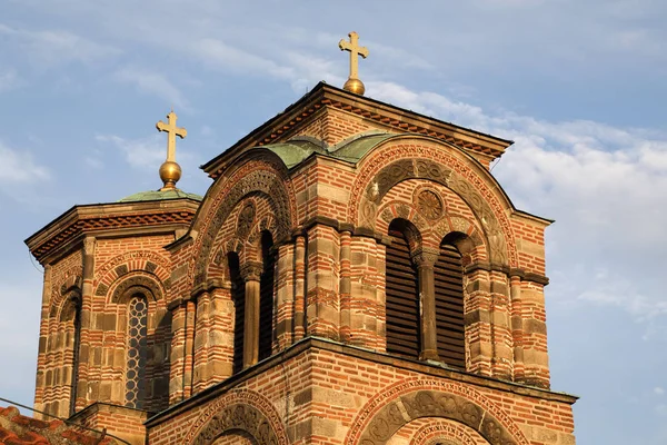 Kupol Med Gyllene Kors Forntida Ortodox Kyrka Mot Blå Himmel — Stockfoto