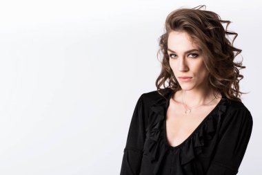 Siyah güzel bir kadının Stüdyo portresi. 