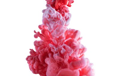 Sudaki kırmızı ve beyaz mürekkep damlaları beyaza izole edilmiş. Su altında dönen mürekkepli bulut. Soyut bilimsel arkaplan.