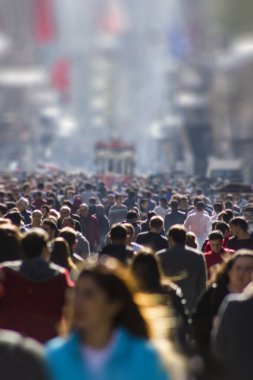 İstanbul 'un en kalabalık caddesi olan Taksim, nüfus, işsizlik ve turizm istatistikleri için imaj, konsept imajı bulanıklaştı