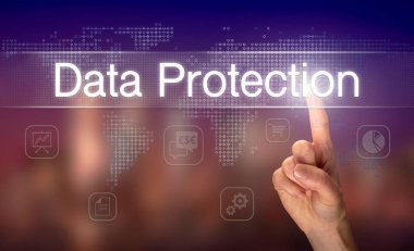 Erkek eli açık ekran arka plan bulanık ile veri koruma düğmesini seçme