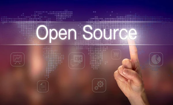 Мужская Рука Выбирает Кнопку Open Source Чистом Экране Размытым Фоном — стоковое фото