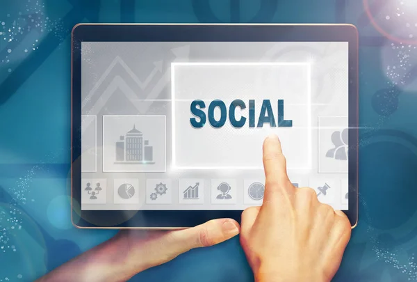 Una Mano Seleccionando Concepto Negocio Social Una Pantalla Tableta Computadora — Foto de Stock