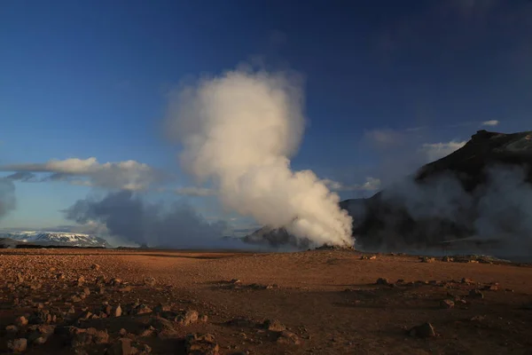 Геотермальная Зона Намафьялла Вблизи Озера Миватн Северо Западная Область Исландия — стоковое фото