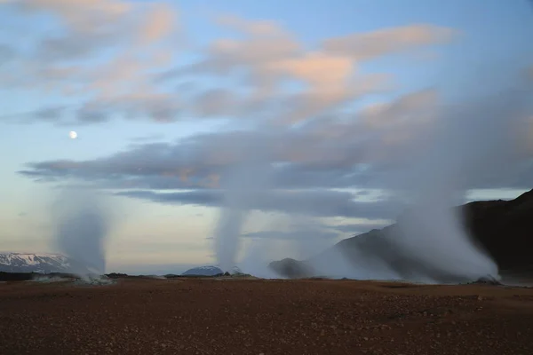 Obszar Geotermalny Namafjall Niedaleko Jeziora Myvatn Północny Wschód Islandii — Zdjęcie stockowe