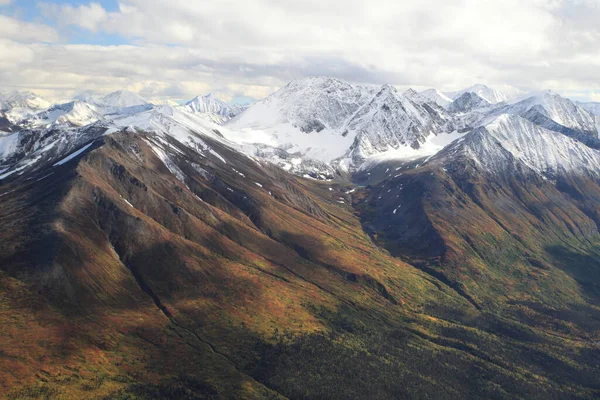 Wrangell Elias Photographed Plane Alaska — стоковое фото