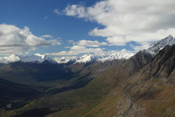 飛行機 アラスカから撮影されたWrangell Elias — ストック写真