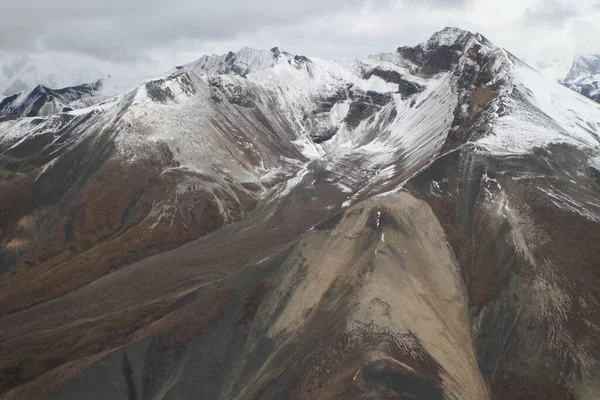 飛行機 アラスカから撮影されたWrangell Elias — ストック写真