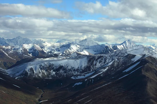 飛行機 アラスカから撮影されたWrangell Elias — ストック写真