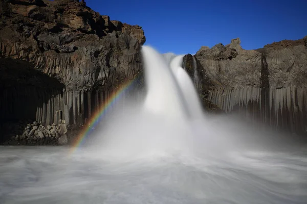 Aldeyjarfoss Uma Cachoeira Rio Skjalfandafljot Norte Islândia — Fotografia de Stock