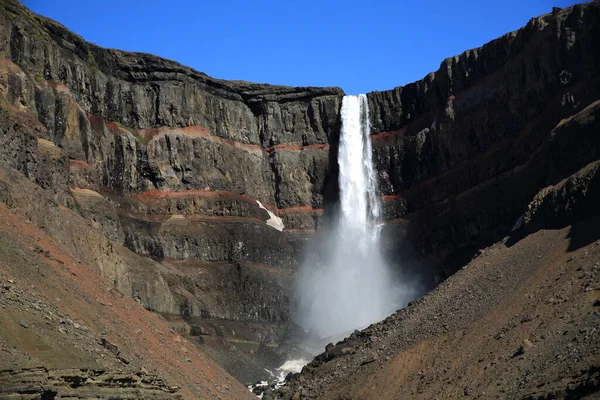 Hengifoss Καταρράκτης Στην Ανατολική Ισλανδία — Φωτογραφία Αρχείου