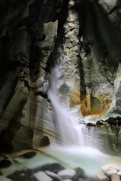 Cachoeira Gruta Trollkirka Trollkirka Caves Troll Church Noruega — Fotografia de Stock