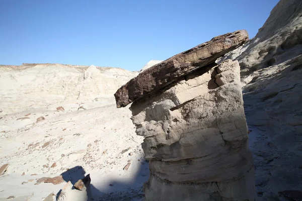 White Hoodoos Chimney Rock Chimney Rock Canyon Rimrocks White Valley — Stock Photo, Image