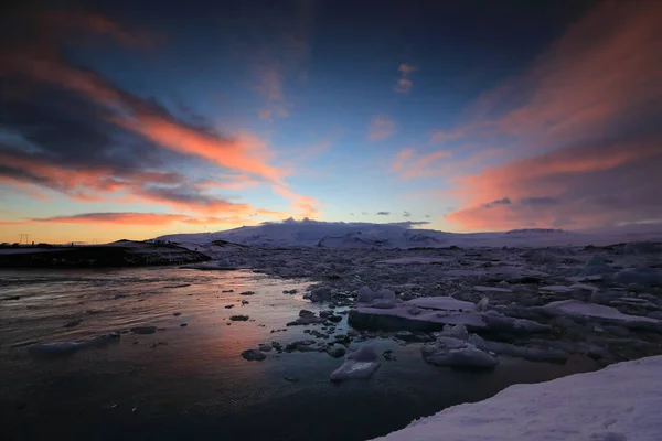 冰岛Jokulsarlon冰川湖日落 — 图库照片