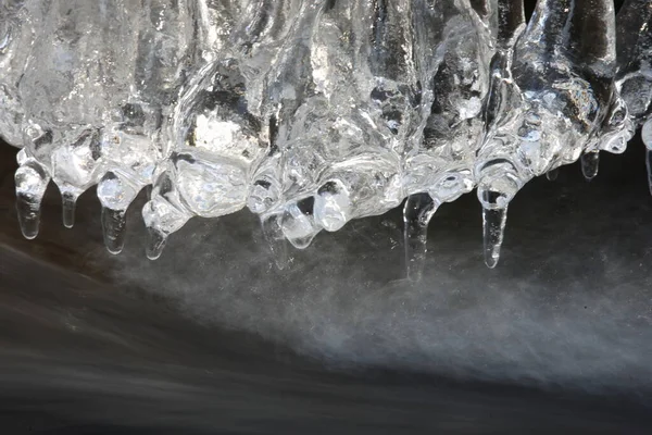 Frozen Ice Formations Winter Stream Saxónia Alemanha — Fotografia de Stock