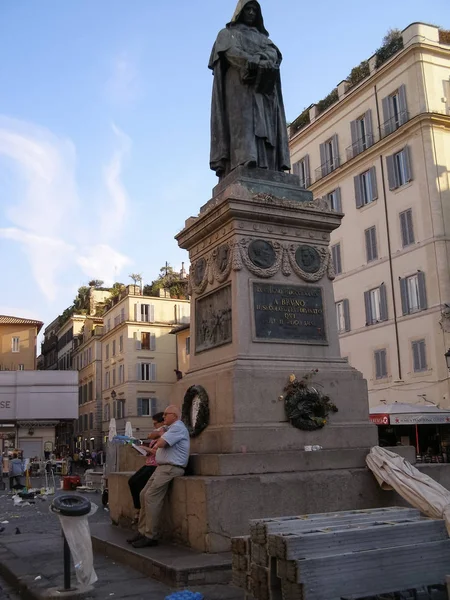 Roma Italia Circa Ottobre 2018 Statua Giordano Bruno Disegnata Ettore — Foto Stock