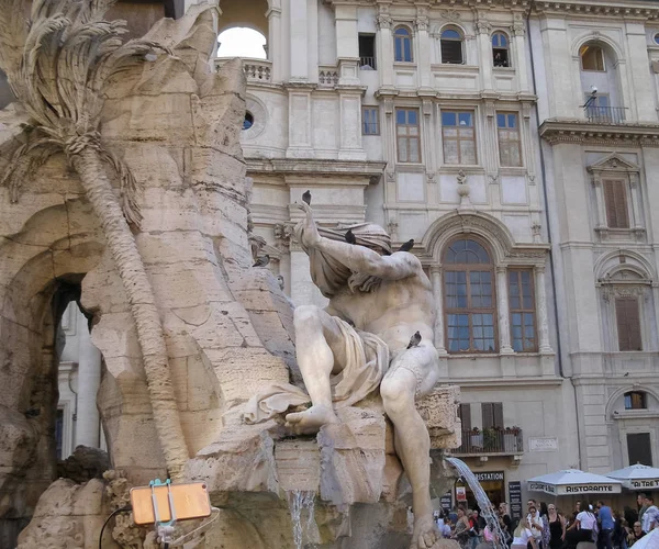 ローマ イタリア 2018年 月年頃 フォンタナ クワトロ Fiumi つの川の噴水 ナヴォーナ広場で 1651 — ストック写真