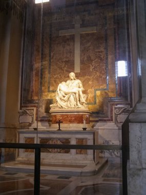 Rome, İtalya - Ekim 2018 yaklaşık: Pieta heykeli heykeltıraş St Peter's Basilica Michelangelo Buonarroti tarafından