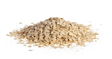 Beyaz arkaplanda yulaf lapaları izole