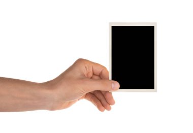 fotoğraf çerçevesi üzerinde beyaz kırpma yolu ile izole tutan el