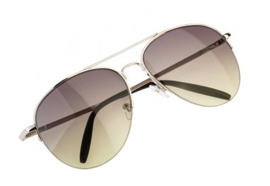 Güneş gözlüğü izole beyaz arka plan kırpma yolu