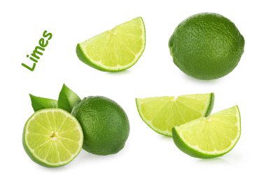 Beyaz arkaplanda izole edilmiş limonlar