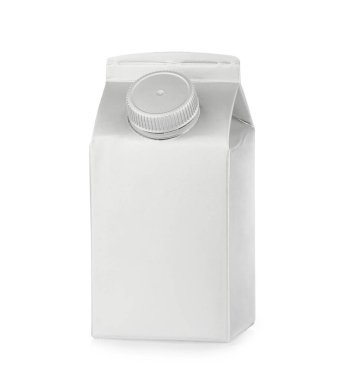 Beyaz arkaplanda boş süt ya da meyve suyu paketi izole edildi. Fotoğrafçılık. kırpma yolu