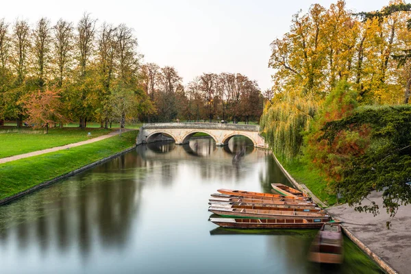 Long Exposure Shot River Cam Punts Historical Colleges Kings Trinity — Stock Photo, Image