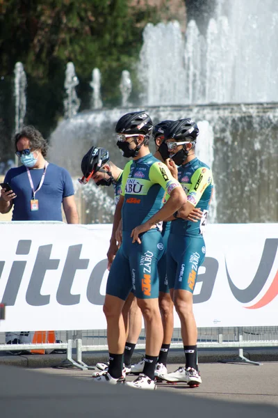 Jährliches Radrennen Das Mailand Beginnt Und Sanremo Endet — Stockfoto