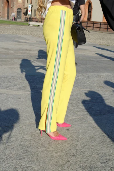 Gasten Arriveren Modeshow Van Ontwerper Alberta Ferretti Tijdens Milaan Fashion — Stockfoto