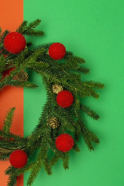 Hintergrund mit Weihnachtsdekoration Komposition — Stockfoto