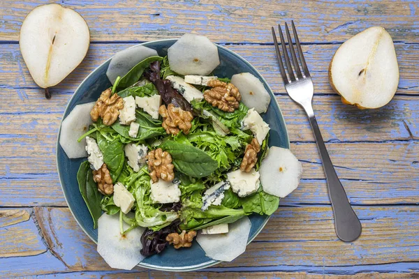 Homemade Healthy Lettuce Assortment Salad Blue Cheese Walnuts Pear Vegan — Stock Photo, Image