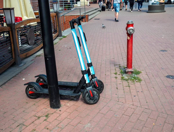 Scooters Están Disponibles Para Alquilar Ciudad — Foto de Stock
