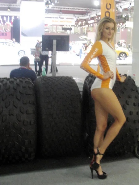 Modelos Femeninos Del Salón Internacional Del Automóvil Moscú 2018 Rusia —  Fotos de Stock