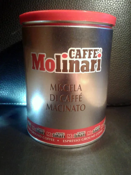 Molinari Cinque Stelle Estrellas Café Molido 250 Lata Molinari Una — Foto de Stock