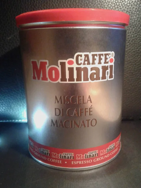 Molinari Cinque Stelle Estrellas Café Molido 250 Lata Molinari Una — Foto de Stock