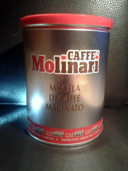 Molinari Cinque Stelle Estrellas Café Molido 250 Lata Molinari Una — Foto de Stock