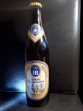 Hofbru Oktoberfestbier. Ekim Festivali resmi birası. Bayern Münih