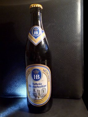 Hofbru Oktoberfestbier. Ekim Festivali resmi birası. Bayern Münih