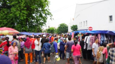 Surabaya, Endonezya - Eylül 30 2020 Sabah atmosferi