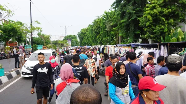 Surabaya Indonésia Setembro 2020 Atmosfera Matinal Mercado Roupas Usadas — Fotografia de Stock