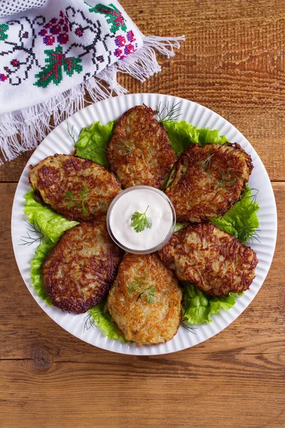 요구르트의 팬케이크 Latkes Draniki 특히에서 스튜디오 — 스톡 사진